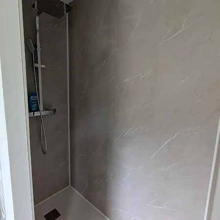 Aux Bulles Colorées D'athis Couette-café Athis (Marne)