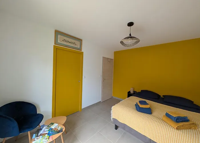 Couette-café Aux Bulles Colorées D'athis