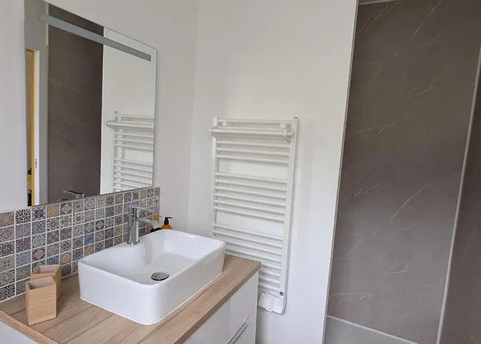 Couette-café Aux Bulles Colorées D'athis Athis (Marne)